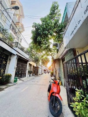 CHÍNH CHỦ CẦN BÁN NHÀ 1 TRỆT 2 LẦU VỊ TRÍ ĐẸP - QUẬN BÌNH TÂN TPHCM