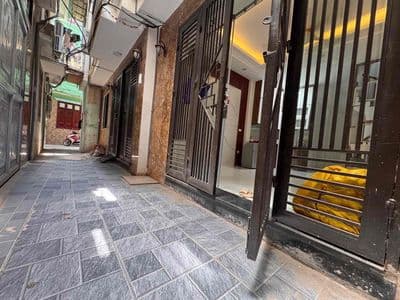 Bán nhà ngõ 64 Đại La gần Chợ Mơ