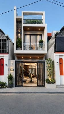 BÁN GẤP NHÀ LẦU VỊ TRÍ ĐẸP SÁT CHỢ TÂN BÌNH-SỔ HỒNG RIÊNG,THỔ CƯ 100%