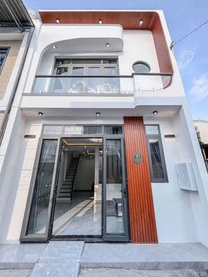 Chính chủ cần bán gấp căn nhà 1 trệch 1 lầu giá 1 tỷ 250tr. xã Mỹ Lộc