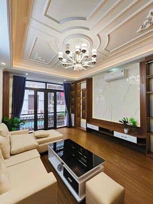 Cực hiếm . Nhà sông sét ô tô đỗ cửa 5 tầng thang máy ngõ thông full nt