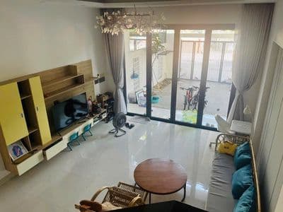 Nhà 3 tầng đẹp – nam việt á – sát bùi tá hán