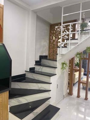 Nhà 3 tầng Hiệp Bình Chánh,ngay bình triệu– Hàng xóm Bình Thạnh