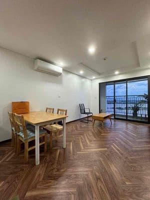 chung cư 2 ngủ tầng cao đẹp ở luôn