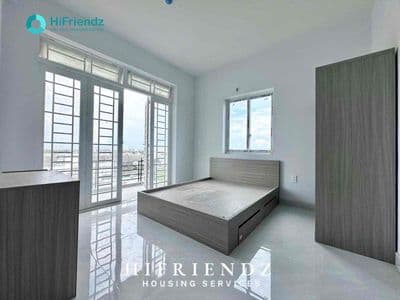 Căn hộ giá rẻ full nội thất thang máy,ban công,cửa sổ gần UEH cơ sở N