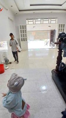 Nhà mới mtkd linh đông-1 trệt 2 lầu kiên cố.