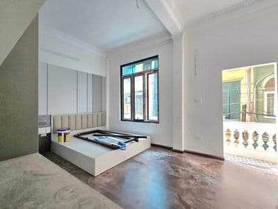 Hiếm Đống Đa! Bán gấp - 50m2 x 5.5MT - Về ở ngay , Ngõ đẹp gần OTO