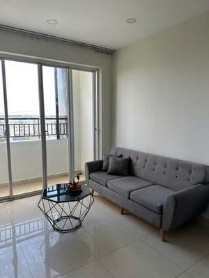 CHO THUÊ CĂN 3PN 2WC NỘI THẤT ĐẦY ĐỦ , VIEW THOÁNG MÁT QUANH NĂM