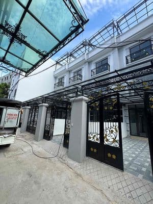 BÁN NHÀ CHÚC SƠN, CHƯƠNG MỸ - 63M2 SÂN CỔNG Ô TÔ ĐỖ