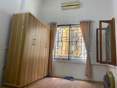Cho thuê nguyên tầng 1 và 2 trong nhà ba tầng tại Thanh Xuân, Hà Nội