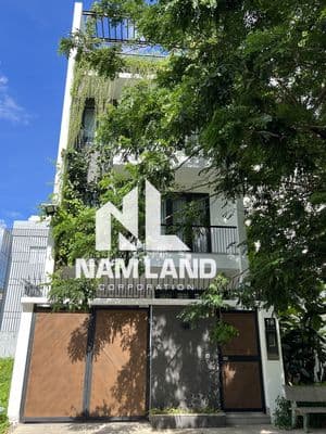 Nhà đẹp 390m2 hiện đại 4 phòng đủ nội thất sân xe 3 lầu tại quận 2