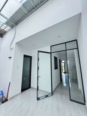 Nhà mới full nội thất - 5x16m - 690tr có vay