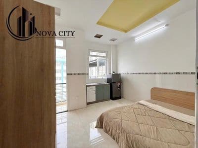 Studio ban công/cửa sổ gần bến xe Q8