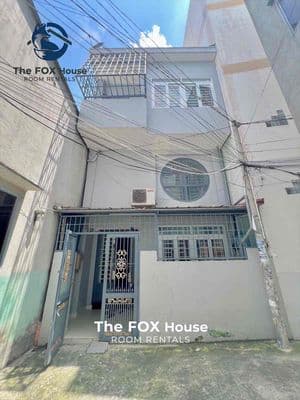 nhà mới xây 50m2, 1 trệt 2 lầu, 3 phòng ngủ, full nt, sát bên Lotte