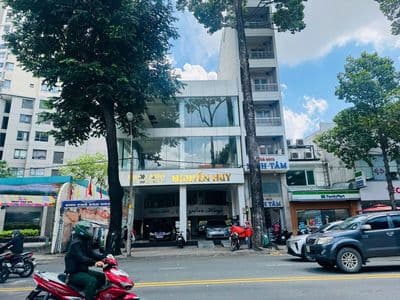 Cho thuê nhà GÓC 3MT 286 An Dương Vương, Quận 5, Giá: 300 triệu/tháng