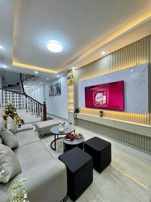 HIẾM ! BÁN NHÀ CẦU GIẤY – GẦN PHỐ – NHÀ DÂN XÂY - HAI THOÁNG - 50m