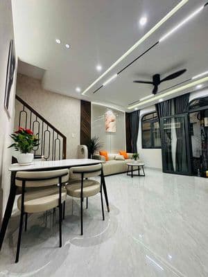 Ban nha hem 1206 huynh tan phat dt:32m2 shr vay bank