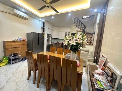 bán nhà phố Vọng 30m 5 tầng mặt tiền đẹp