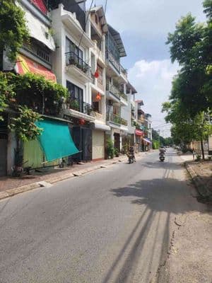 bán nhà đẹp trung tâm thanh trì ô tô tránh