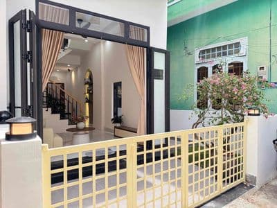 Nhà 2 tầng Kiệt Trưng Nữ Vương, Hải Châu,Đà Nẵng