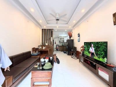 bán nhà Nguyễn An Ninh 39m2 5 tầng vị trí đẹp