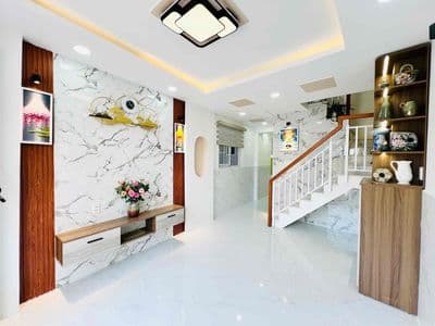 nhà đẹp giá rẽ vừa hoàn thiện vị trí gần trường gần chợ hẻm thông 4 bề
