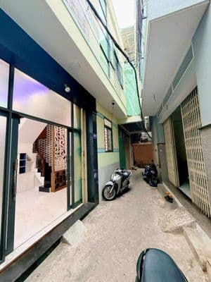 Bán nhà 2 tầng hẻm Phan Bội Châu, gần TT thương mại An Phú Thịnh