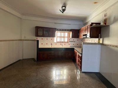 Bán nhà ôm góc 2 mặt tiền đường Quy Nhơn Nam.