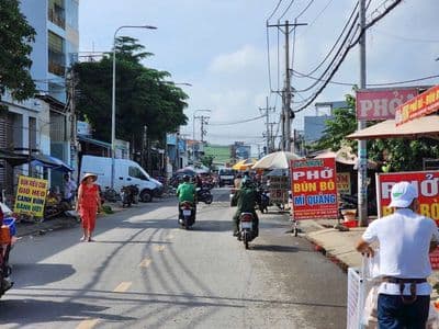 Mặt tiền Nguyễn Văn Cự quận bình tân 4,5 x 12 trệt, 1 lầu