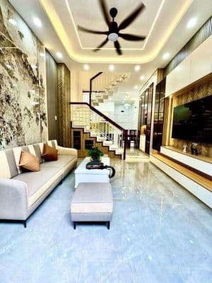 Lô góc Ngọc Khánh, 2 mặt ngõ, ngõ thông ba gác tránh, dân xây