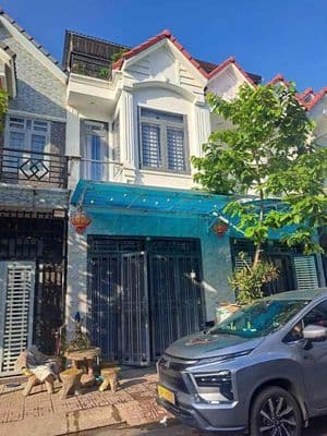 nhà sổ riêng giá rẻ