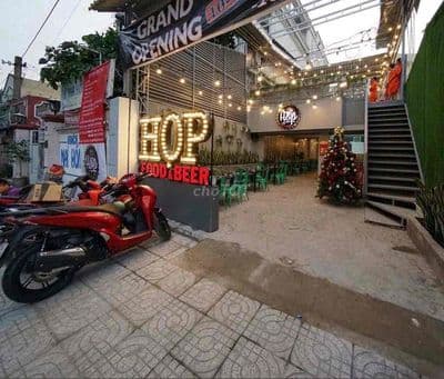 Cho thuê mt 3/2 q10 dt 8x30m không gian mở ngay vòng xoay dan chủ