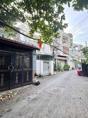 HxH tránh Nguyễn Kiệm. 4,3x20 nở hậu. Nhà C4 3PN. Gần BV175. Nhỉnh 8Ty
