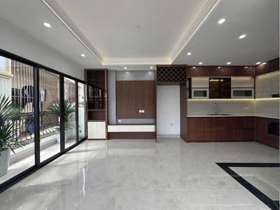 Chủ đổi BT , Bán gấp ! . 42m2 x 5MT x 7T - ngõ thông , nông thoáng