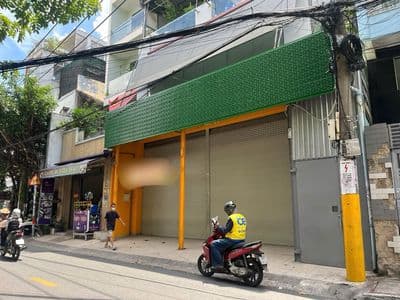 Cho thuê nhà mặt tiền đường lê quang định 8x35m 3l khu kd đông đúc
