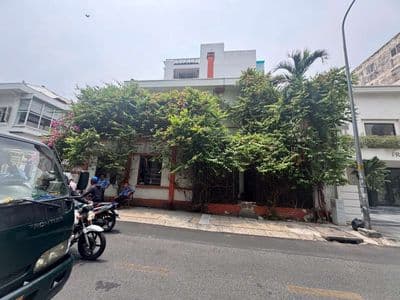  CHỈ 90 TR/THÁNG - CÓ NGAY MẶT TIỀN NGANG 15M QUẬN 1