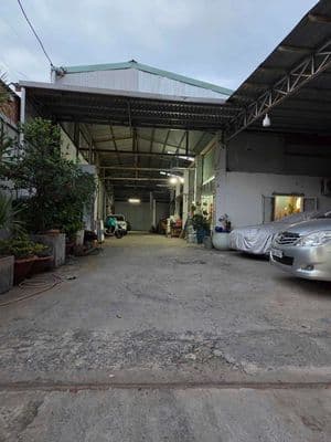 Nhà Mặt Tiền 12m x 50m nở Hậu 20m SD 700m