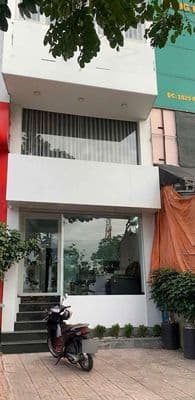 Nhà 3 lầu Mặt tiền Phạm Văn Đồng Thủ Đức thuê 25tr/th