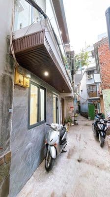 bán nhà đẹp 2 tầng vào ở ngay. khu yên tĩnh và an ninh.