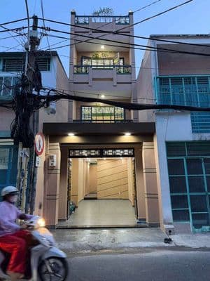 Bán nhà MTKD Hồng LẠC 4x15m 4 tầng giá rẻ