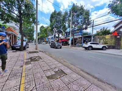 Nhà mặt tiền trung tâm TP Đồng Nai