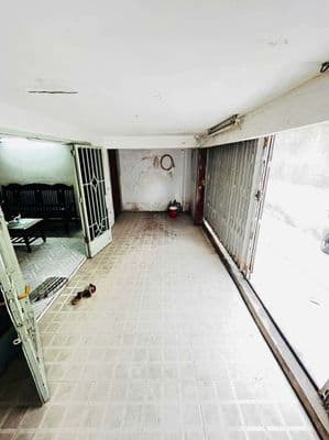 Nhà cho thuê phạm thế hiển dt 97m2 ,4 pn sân rộng rãi hẻm thoáng mát