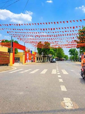 Bán Nhà 3 tầng MT đường - 255m2 - 6,45Tỷ - SHR