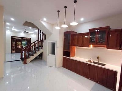 ĐÓN SÓNG QL 6 , ĐƯỜNG CAO TỐC TRÊN CAO Biên giang hà đông , nhà 5 tần