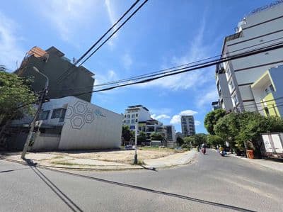 Góc 2mt lê thước dt 270m ngang 10m