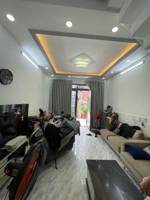 CHỈ 3,9 TỶ – NHÀ ĐẸP ĐẤT MỚI, XE HƠI THÔNG – KHU BÌNH TRỊ ĐÔNG
