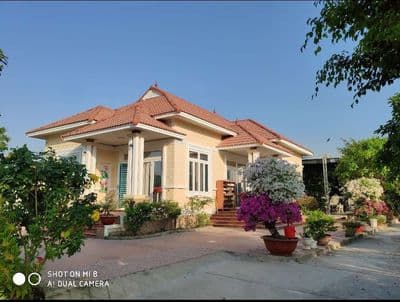 BIỆT THỰ VƯỜN ~1000M2 VIEW SÔNG 48M NGAY QL13 CÁCH SÂN BAY CHỈ 12 KM