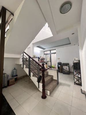 Bán Gấp Nhà Tăng Nhơn Phú B Thủ Đức 60m² 2 Tầng ~ Vincom Lê Văn Việt