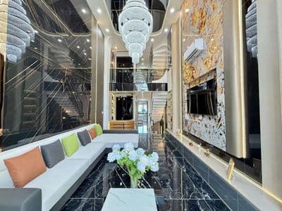 Siêu phẩm đẳng cấp 4m x 26m. Thang Máy 1/ Hẻm 8m Thông Lê Văn Khương