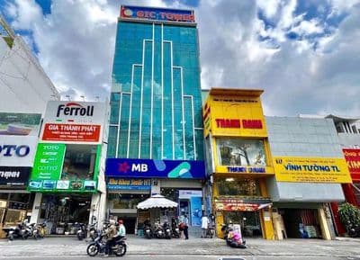 Cho thuê nhà mặt tiền ba tháng hai, quận 10 ngay vạn hạnh mall